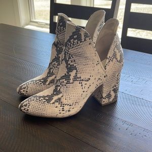 Steve Madden snakeskin booties. Size 10